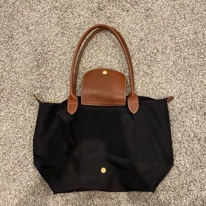 Longchamp Medium Le Pliage Nylon Shoulder Tote